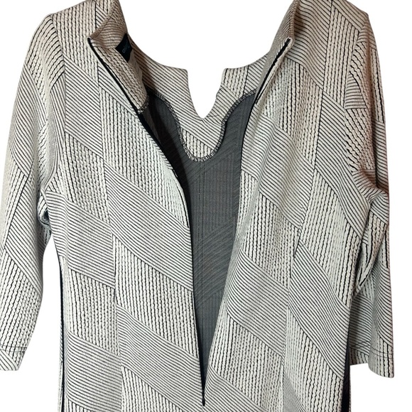 Creation L dress geometric faux leather white black size 4 - Picture 2 of 14